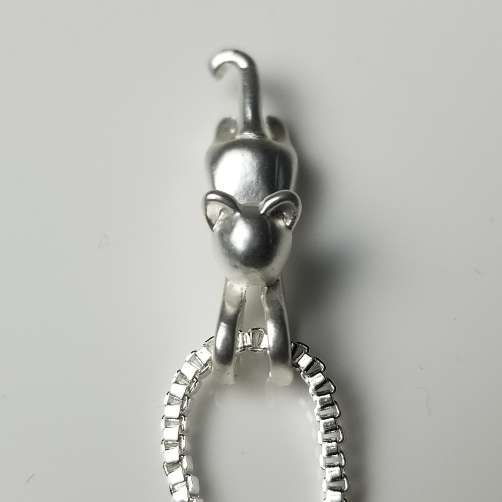 Silver Necklace Cat Pendant